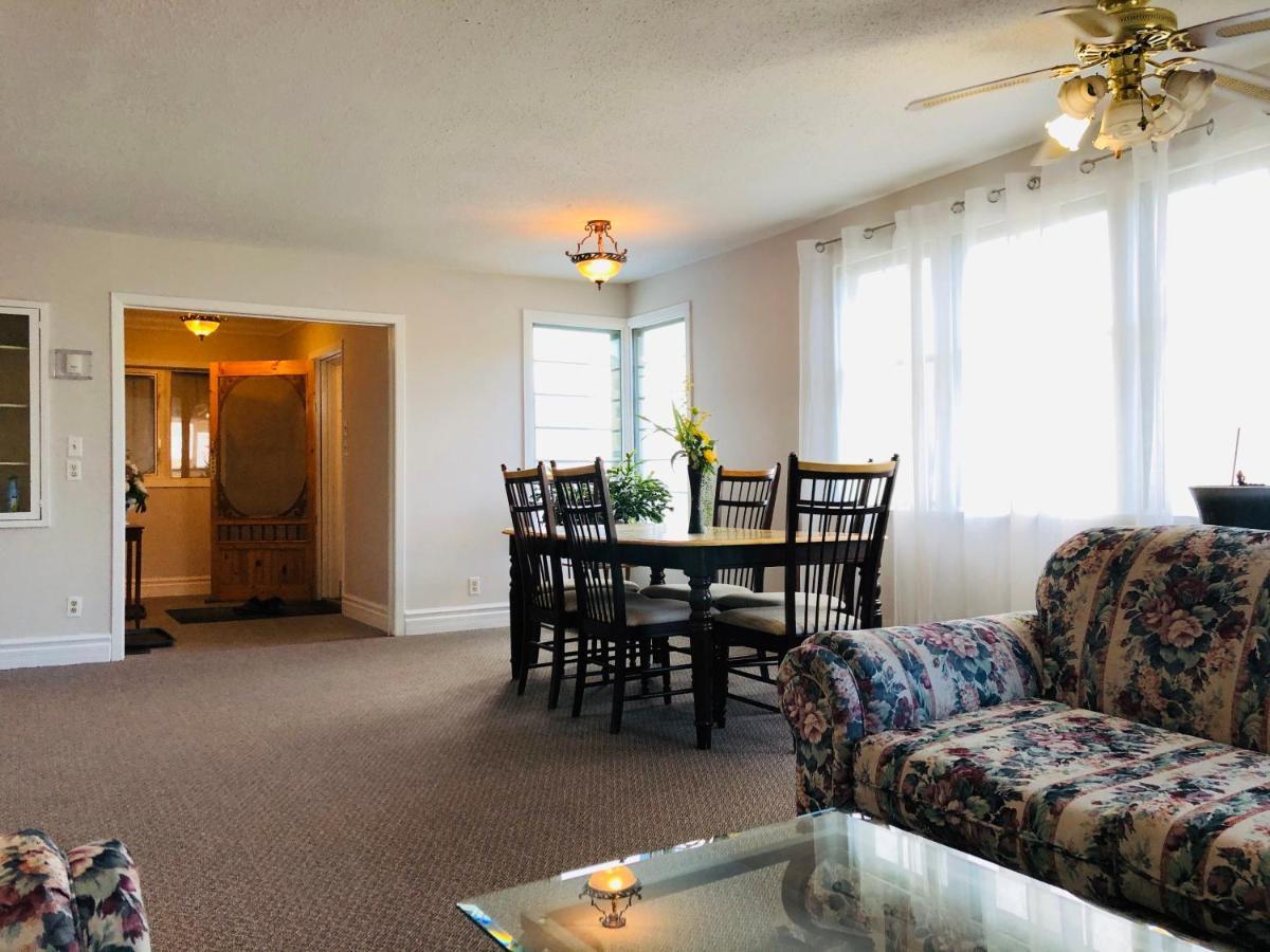 Downtown Whitehorse 2 Bedroom House Exterior photo