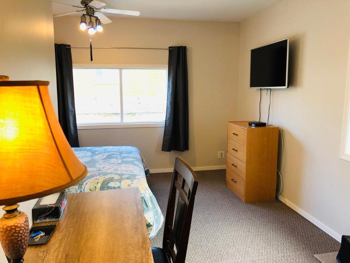Downtown Whitehorse 2 Bedroom House Exterior photo
